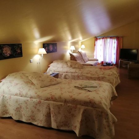 La Planquette Bed & Breakfast Castelnou Exterior photo