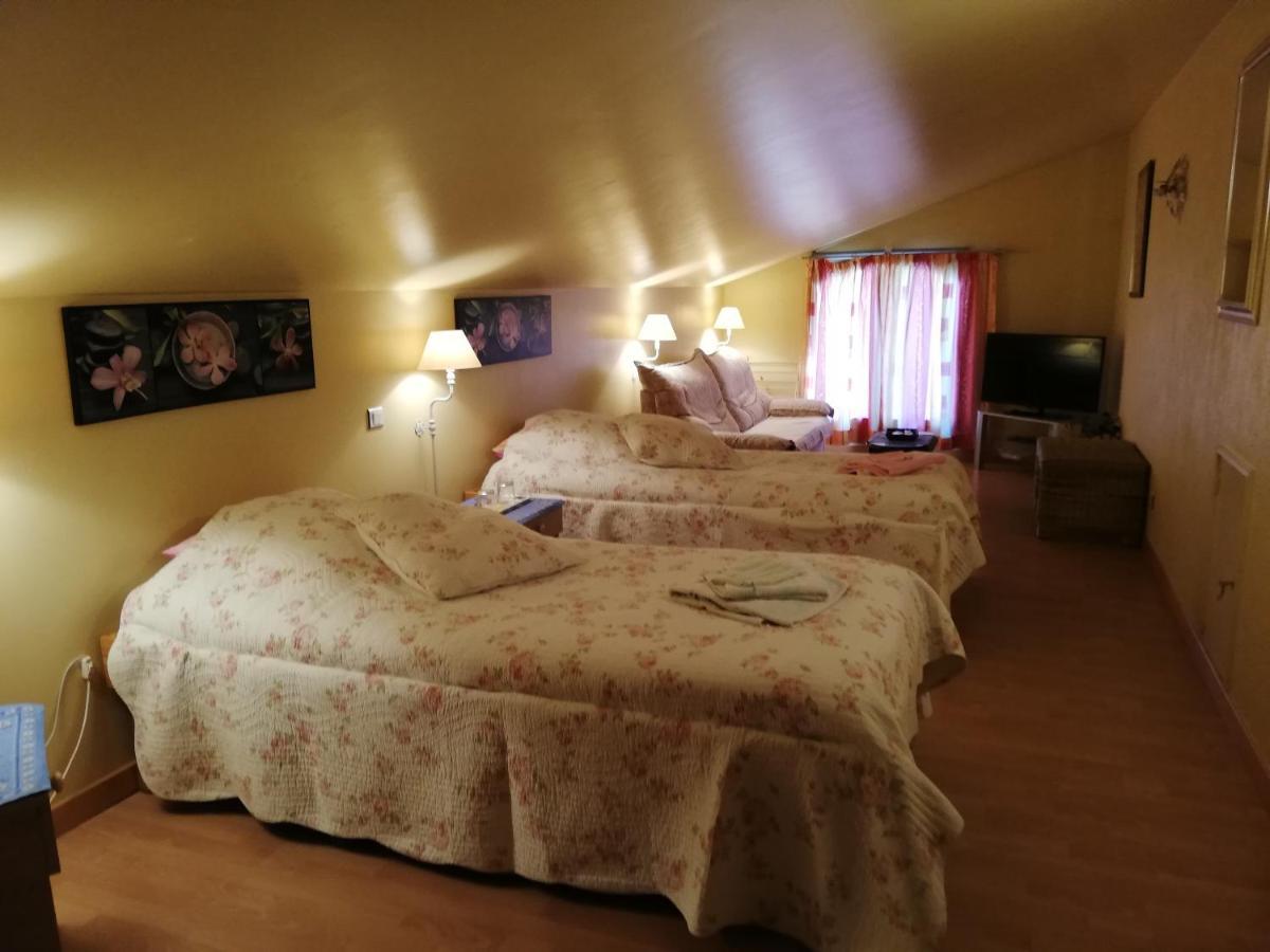 La Planquette Bed & Breakfast Castelnou Exterior photo